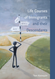 Life courses of immigrants and their descendants